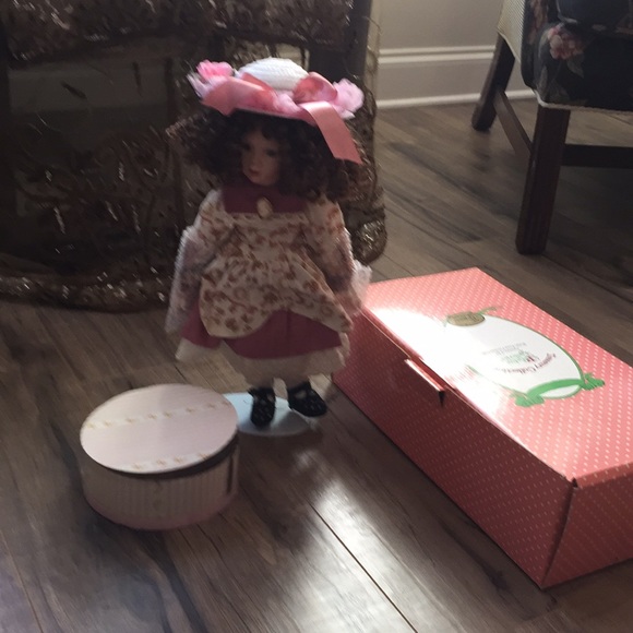 Toy - Picture 9 of 16